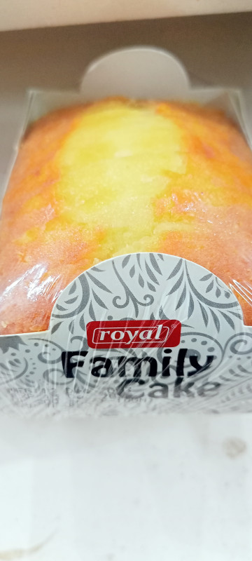 ROYAL FAMILY CAKE 200 GM