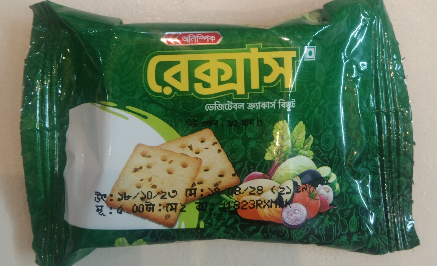 OLYMPIC REXUS VEGETABLE CRACKERS BISCUITS 15 gm